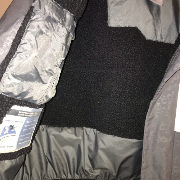 NWOT Convert Columbia Winter Jacket Size 10/12 - Picture 2 of 3